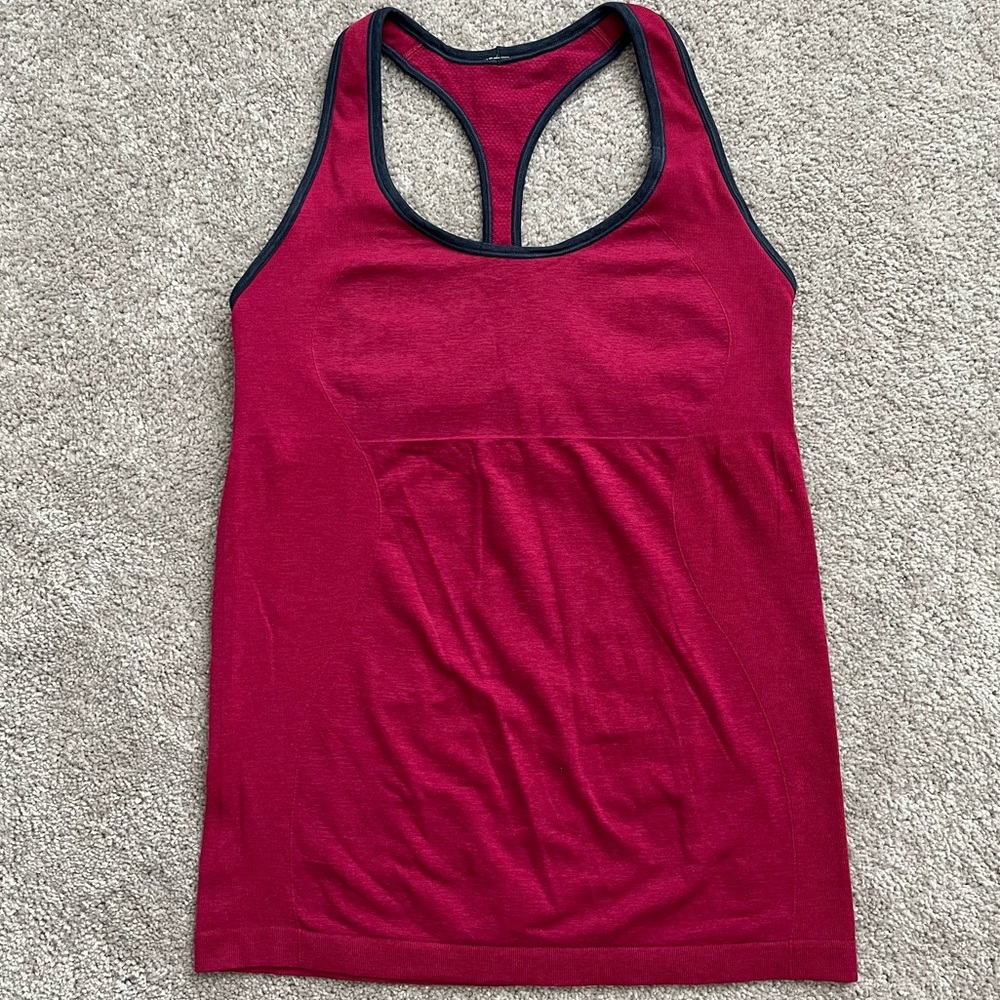 Lululemon Swiftly Racerback tank